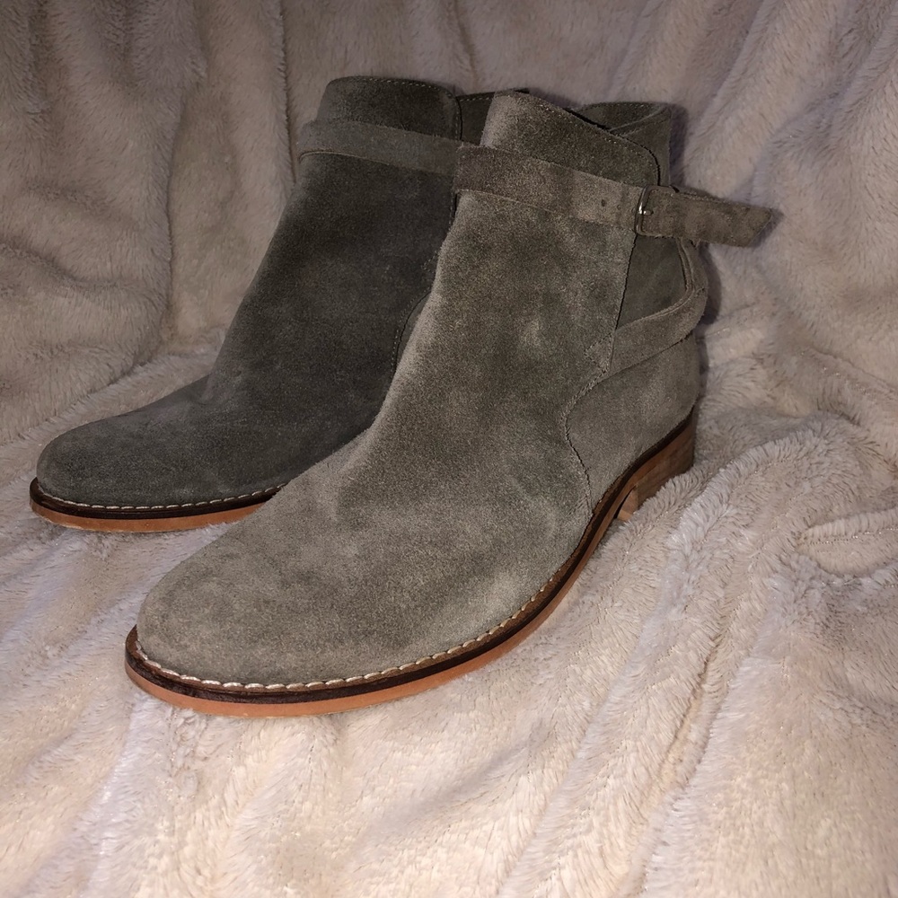Urban Outfitters boots